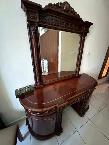 Antique-Style Wooden Dresser with Large Mirror and bed set/frame (AVAILABLE ONLY FOR 3 DAYS)