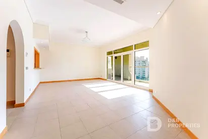 Sea View | Beach Access | Unfurnished