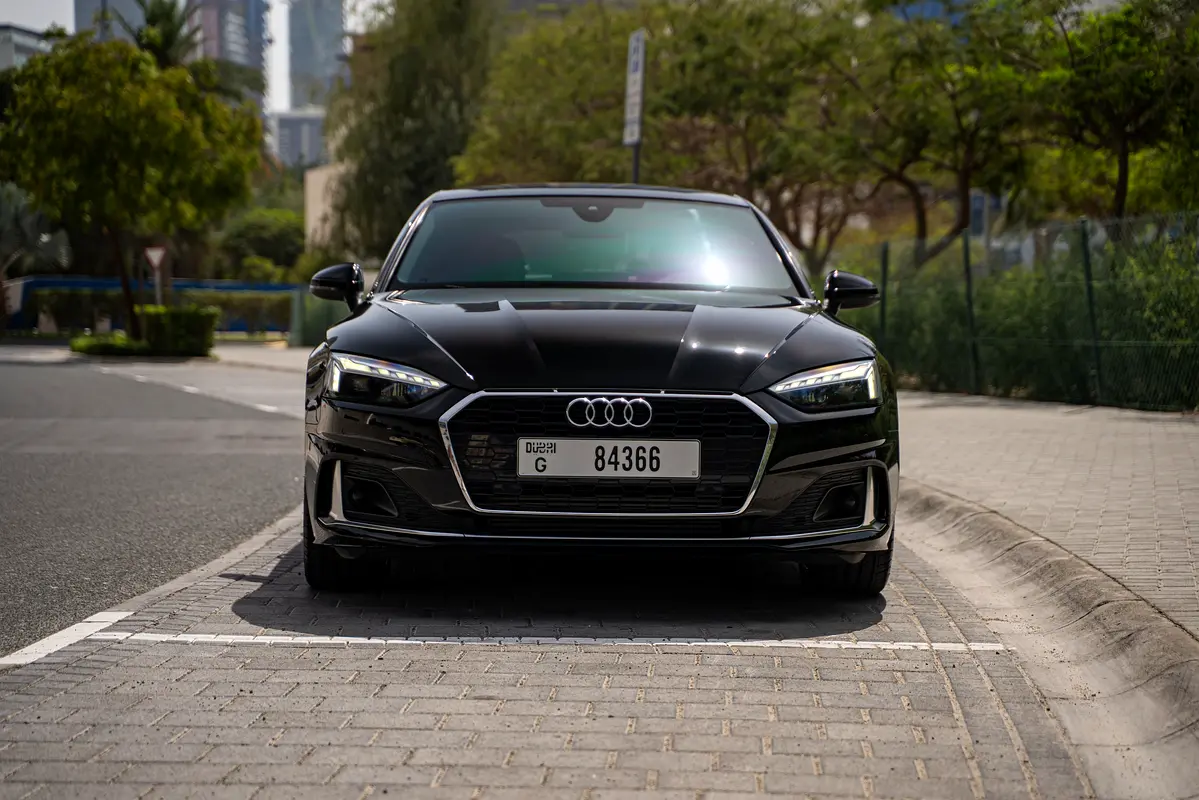 Audi A5 2020 — photo 1 of 10