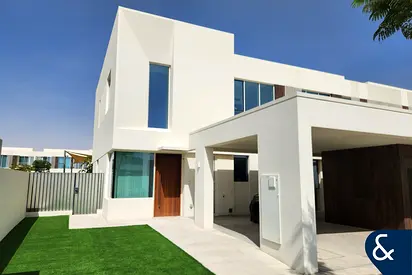 Park facing | Landscaped Garden | Cyrus Style