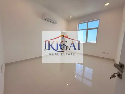 شقة استوديو جديدة كلياً متاحة