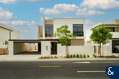4 BEDROOM | CORNER UNIT | BRAND NEW