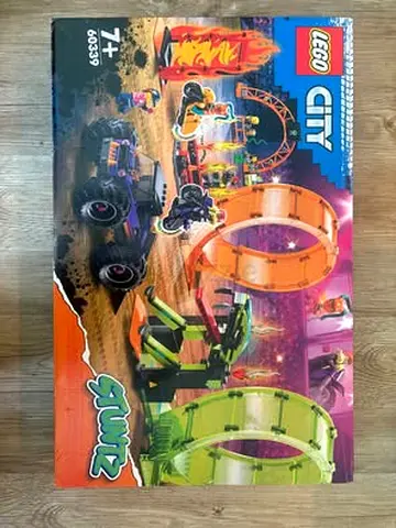 BARGAIN BRAND NEW LEGO 60339 CITY DOUBLE LOOP STUNT ARENA