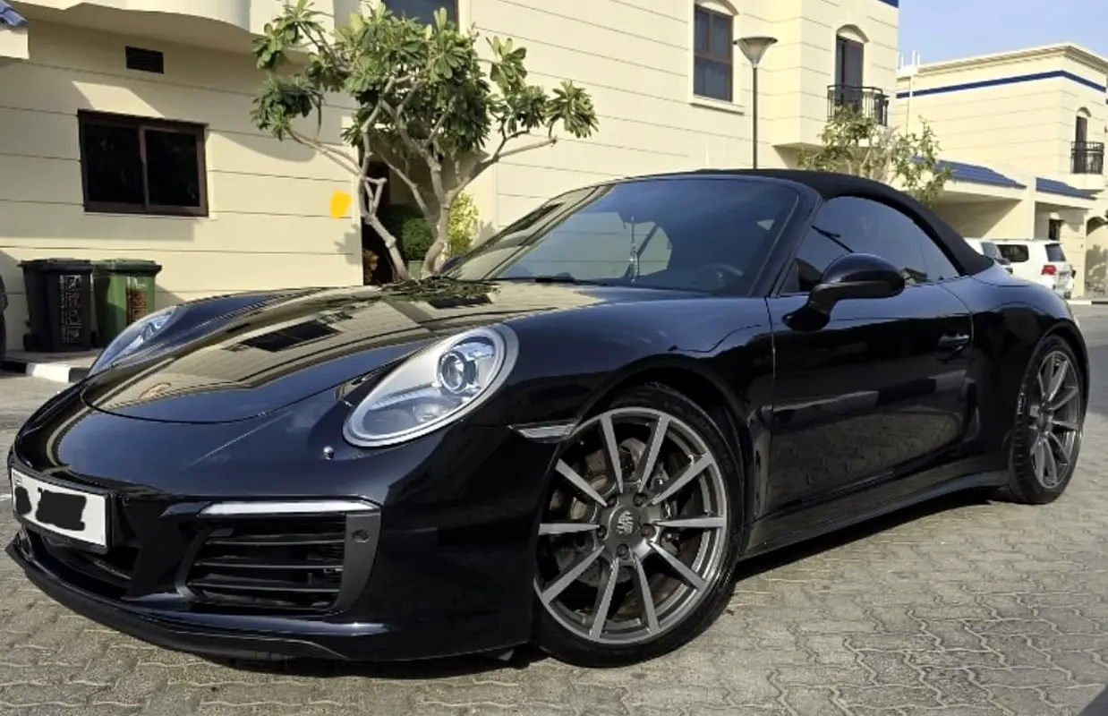 Porsche 911 2017 — photo 1 of 8
