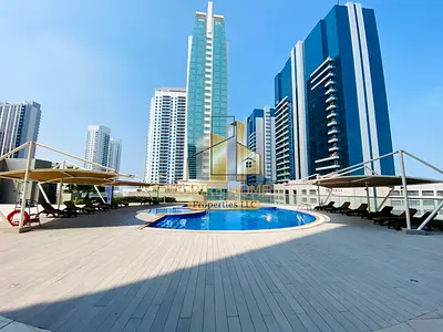 Bright 3BR Apartment | Sea & Community Views | 1 month FREE