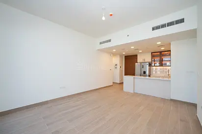 SPACIOUS | COMMUNITY VIEW | READY TO MOVE IN