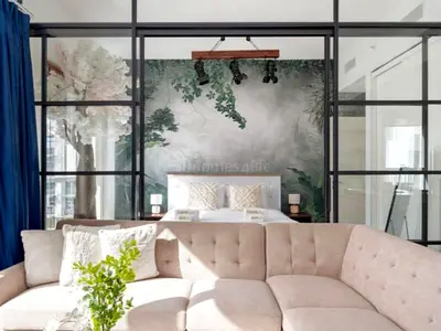Stylish Upgraded | Fully Furnished | Park View