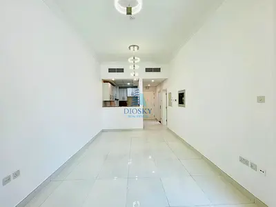Spacious Apartment | Open Kitchen | Vacant & Ready