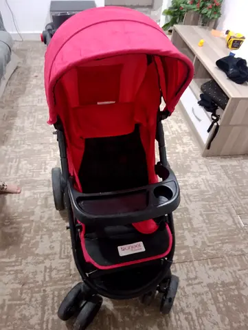 Red Lightweight Baby Stroller with Canopy and Cup Holder
