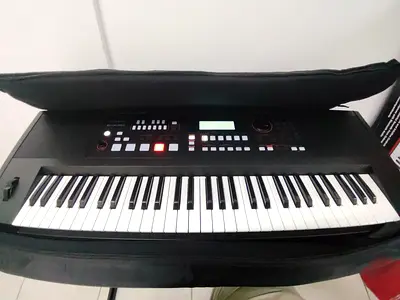 Roland E-X50 Arranger Keyboard for Sale