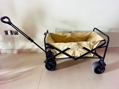 Foldable Utility Wagon / Garden Cart - Good Condition