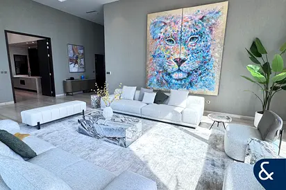 4 Bed | Luxury Living | Penthouse | Furnished