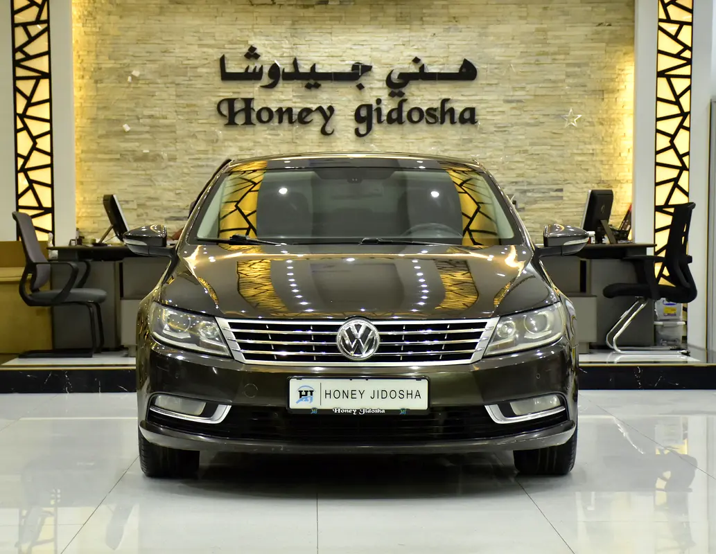 Volkswagen CC 2015 — photo 1 of 17