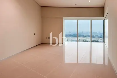 Furnished | Move In Ready | High Floor |Spacious