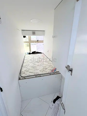 Single Capsule Partition available at Burjuman exit 4