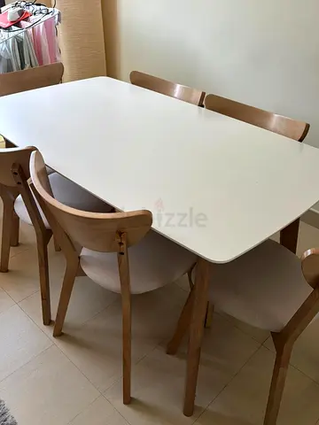 Home box Solid white dining table with 6 wooden chairs - modern Scandinavian style
