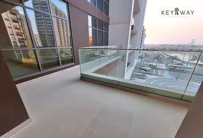 Vacant| First-Time Occupancy | Large Layout