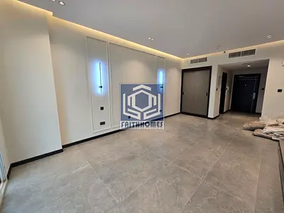 Corner Unit | Ready to Move Studio | Semi-furnished