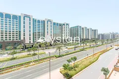 Ready to Move In | Unfurnished | Large Layout