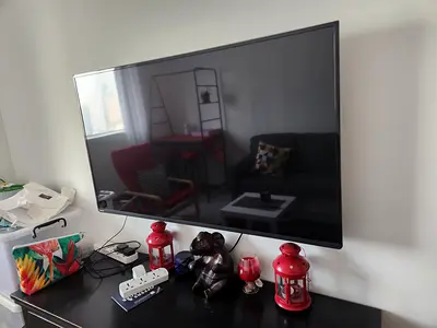 55-inch LED Wall-Mounted TV - Good Working Condition Toshiba