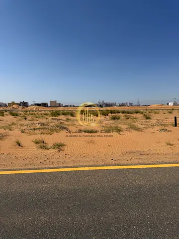 للبيع ارض سكنيه في بساتين الزبير مساحه 4843 قدم قريبه من شارع الامارات  تصريح ارضي +2