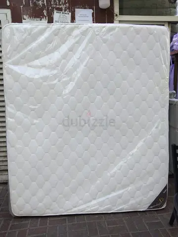 King size mattress 180x200cm.  Same day delivery available
