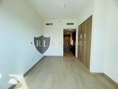Modern Studio | Unfurnished |4 Cheques