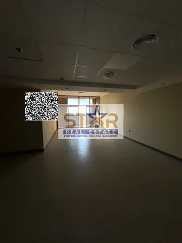سكن مريح ومساحة كبيرة موقع مميز مناسبة للعائلات قريبة من كل الخدامات