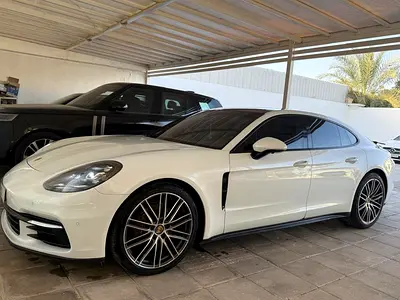 2018 Porsche Panamera (GCC Specs)