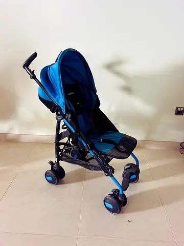 Lightweight blue baby stroller - compact, Italian brand, high quality