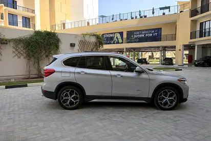 2017 BMW X1 — миниатюра 3
