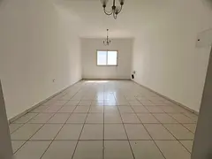 Studio with built-in wardrobes, separate kitchen, spacious area, excellent finishing, easy access to