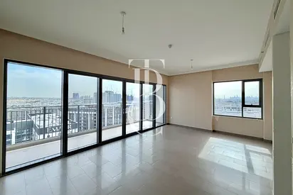 Corner Unit | Closed Kitchen | Great Price