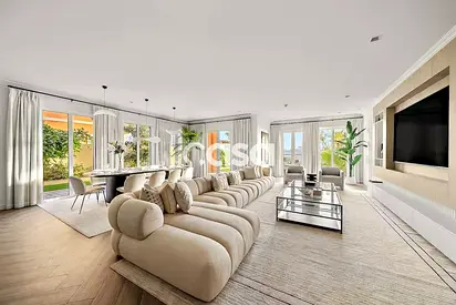 Sea Facing | Landscaped | Modern Finishes