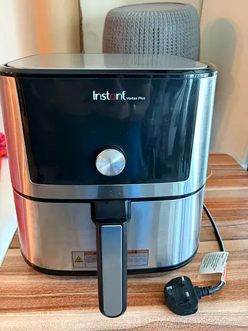 Air Fryer 6-in-1 Instant Vortex Plus 5.7L 6QT