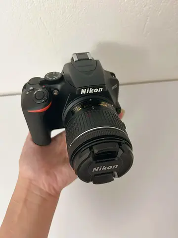 Nikon D3500 DSLR with 18-55mm Lens - Good Condition