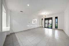 Vacant | Spacious | Study Room | Area Specialist