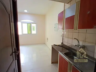SPREAT KITCHEN** STUDIO //REASONABLE PRICE //MUWALIEH JUST //..**18 AED...***///