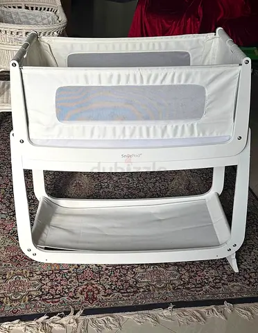 Sunzpod next to bed with mattress