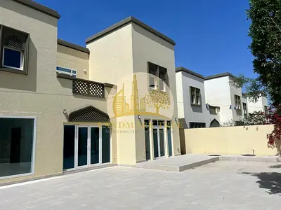 Well Maintained 3BR+M | Large Plot | Regional