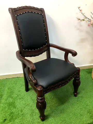 2-Antoinette Arm chair