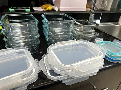 Glass food containers