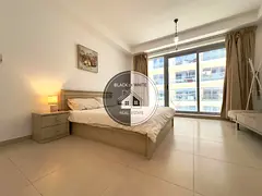 Beachside Monthly Studio | Pacific Living