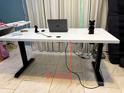 White Height-Adjustable Standing Desk with Black Legs (67.5 cm clearance)