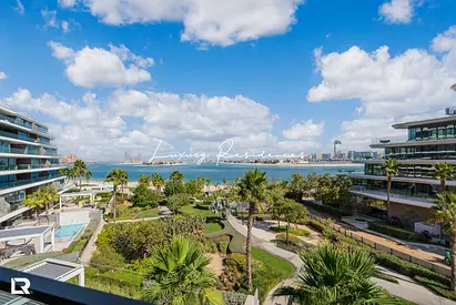 Brand new | Sea and Palm View Corner Unit