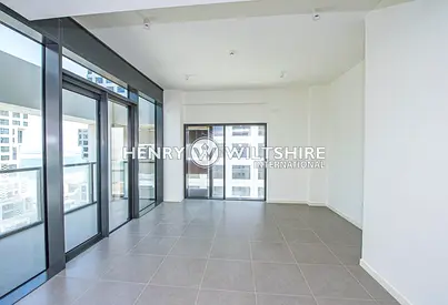 Large layout | Great living option | Beach access