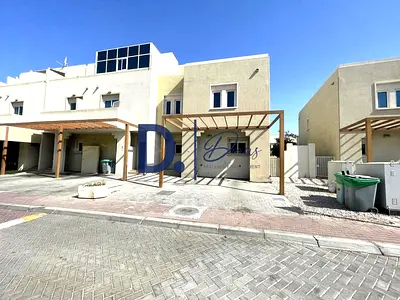 Elegant Villa | Pool & Private Garden | Family Home