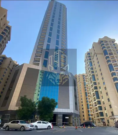 فرصة استثمارية قوية بسعر حصري من الذيب العقارية – شقة للبيع في الراشدية 1 أبراج الخور | 3 غرف + صالة + غرفة خادمة | 4 حمامات | 2366 قدم | مؤجرة بعائد