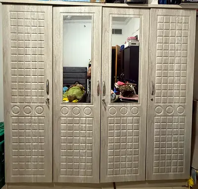 4 Door cupboard