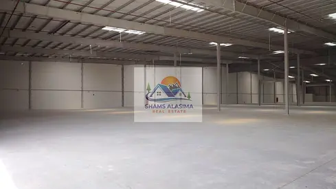 مستودع جديد للإيجار – موقع استراتيجي في أم الثعوب / أم القيوين